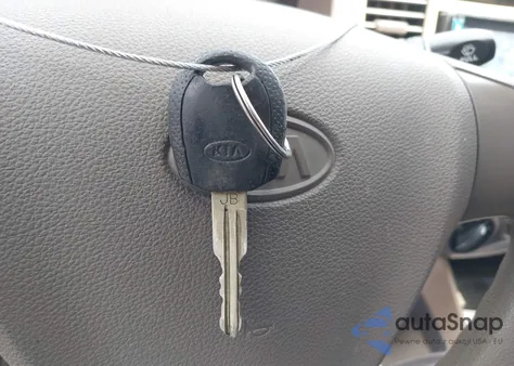 2006 Kia Rio Lx из США, поврежденный, VIN KNADE123166160696